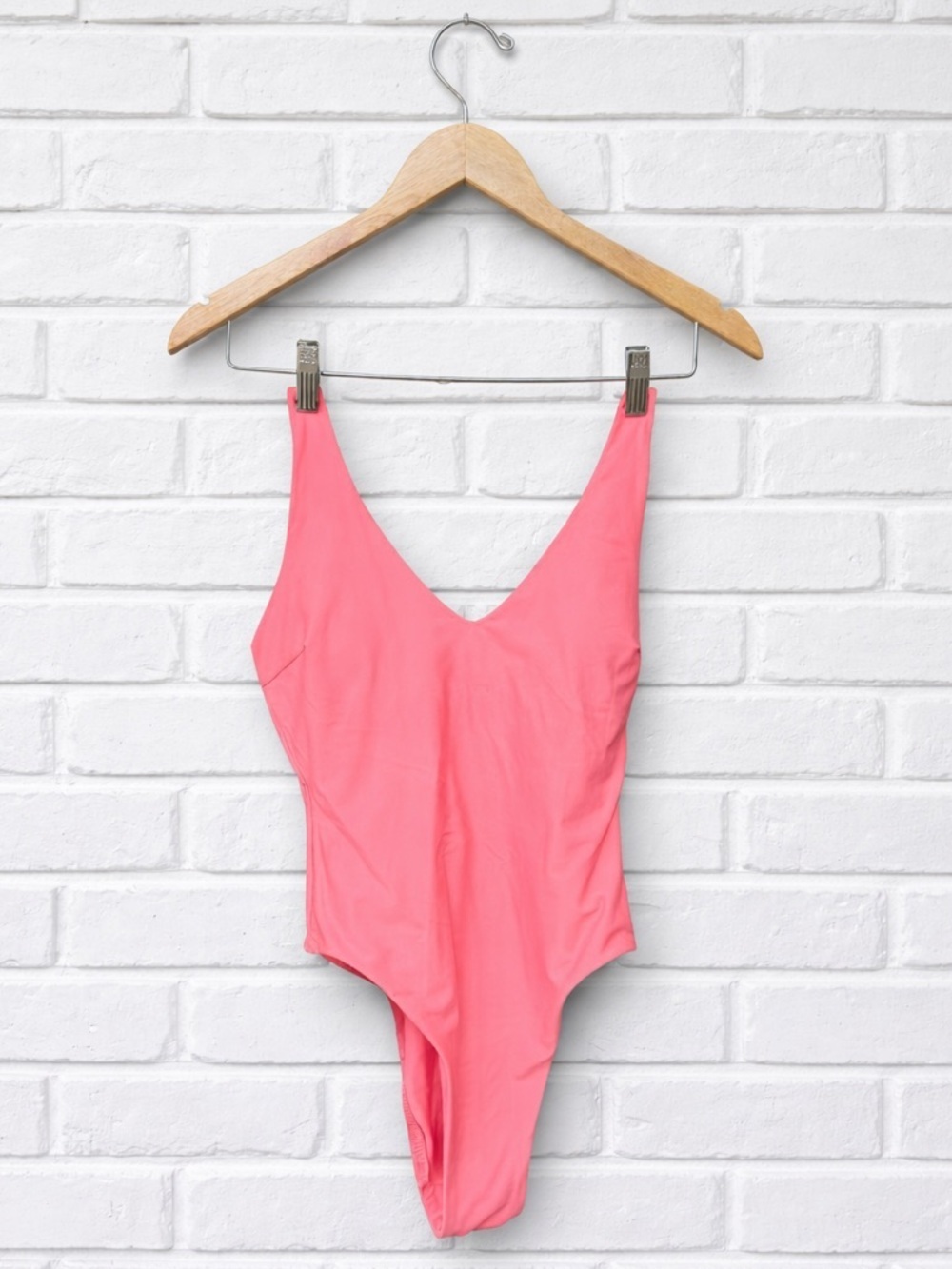 Lululemon Swim Waterside Bathing Suit V-Neck Skimpy-Fit One-Piece Swimsuit